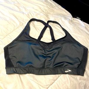 Brooks sports bra XL